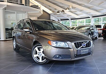 Volvo V70 D3 EDITION PRO LEDER / BI-XENON