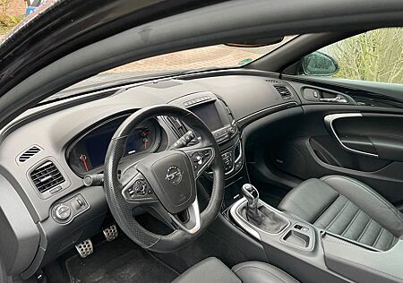 Opel Insignia ST 1.6 ECO DI T ecoFL. Bus. Innovat...