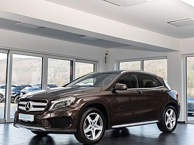 Mercedes-Benz GLA 250 AMG/Pano/Scheckheft/Navi/18