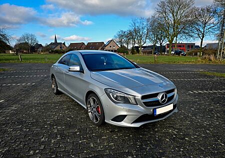 Mercedes-Benz CLA 200 AUT. TÜV SHZ CARPLAY ALLWETTER SCHECKH.