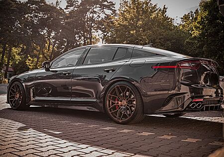 Kia Stinger GT mit massig Umbauten