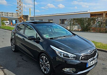 Kia Cee'd / Ceed 1.6 CRDi Vision Vision