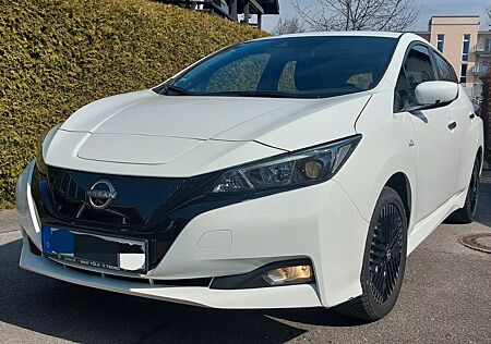 Nissan Leaf ZE1 (MY22) 217 PS 62KWH e+ ACENTA