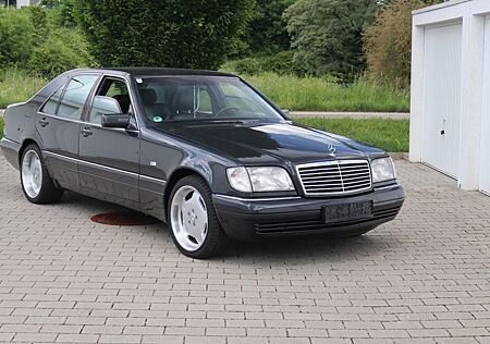 Mercedes-Benz S 320