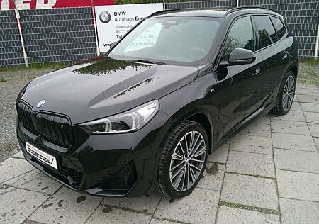 BMW iX1 30 xDrive M Sport AHK el. Head-Up Park.Plus!