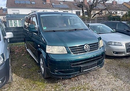 VW T5 Transporter Volkswagen Bus Multivan Highline