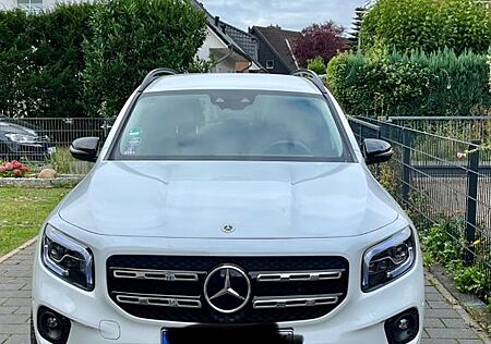 Mercedes-Benz GLB 220 d DCT -