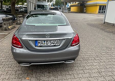 Mercedes-Benz C 180 EXCLUSIVE EXCLUSIVE