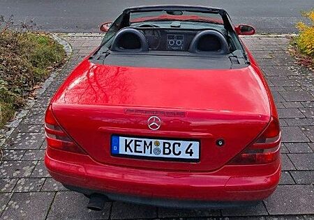 Mercedes-Benz SLK 200 -