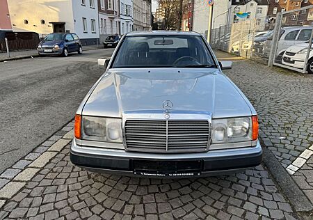 Mercedes-Benz E 250 d/H Kennzeichen