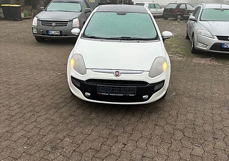 Fiat Punto EVO top Ausstattung Leder Lenkrad