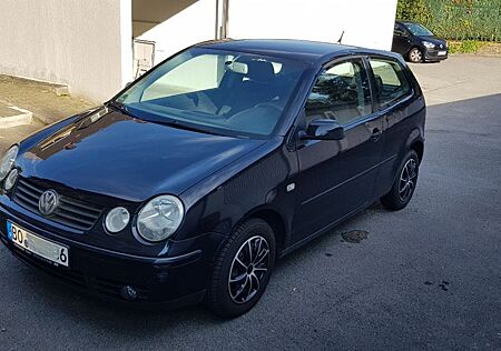 VW Polo Volkswagen IV 1.4 16v 75PS Automatik