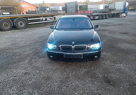 BMW 730d A/Leder/Navi/Xenon/ AHK /Tüv Neu