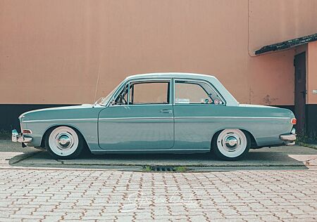 Audi 60 L - Baujahr 1968 - Typ F103 - TÜV NEU