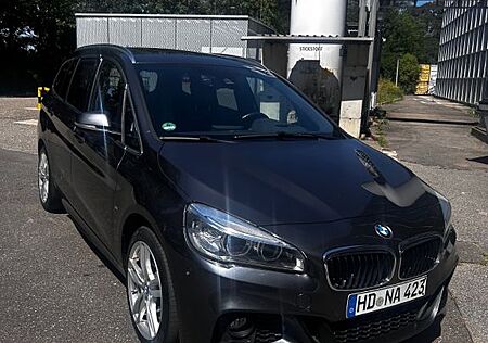 BMW 2er 220 Gran Tourer 220d Steptronic M Sport 7 Sitzer