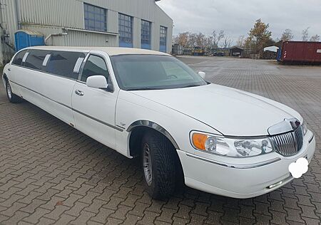 Lincoln Town Car Stretchlimousine Leder BAR HU neu