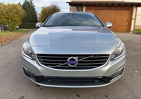 Volvo V60 gebraucht kaufen Volvo V60 Kombi Linje Svart*Navi*Leder*TÜV NEU*