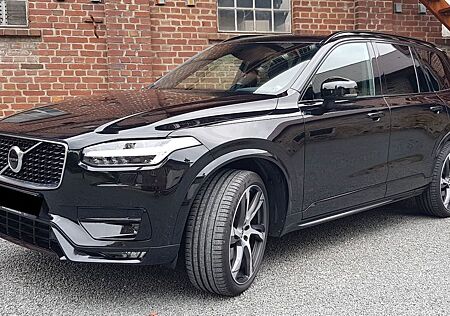 Volvo XC 90 XC90 B5 AWD Geartr. R-Design*MH*7*LICHT*PANO*AHK