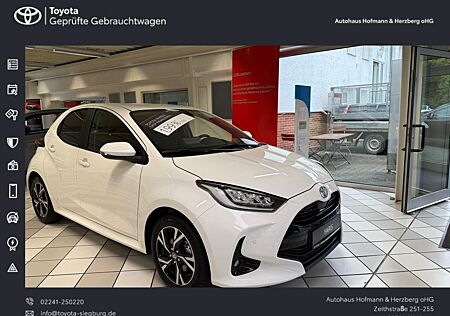 Toyota Yaris Hybrid 116 1.5 VVT-i Teamplayer