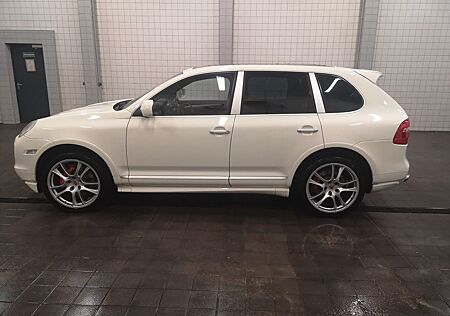 Porsche Cayenne Turbo