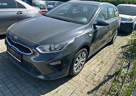 Kia Cee'd / Ceed 1.0 T-GDI 100 Attract Sportswagon