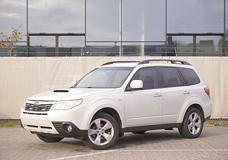 Subaru Forester 2.5 I AWD - AUTOMATIC - AC