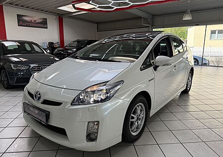 Toyota Prius Executive Perleffekt Schiebedach LED