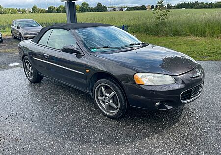 Chrysler Sebring Cabrio 2.7 LX/TÜV 10 2026/
