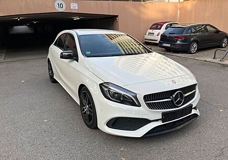Mercedes-Benz A 220 d AMG SPORT LINE, KEYLESS - GO,DISTRONIC