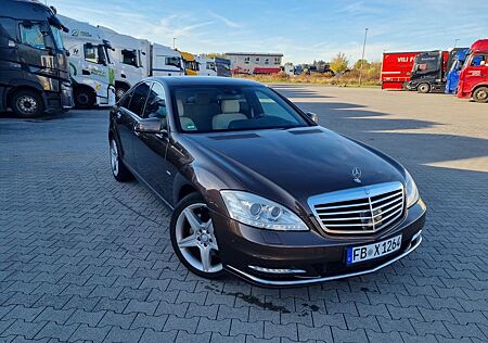 Mercedes-Benz S 350 BlueTEC Vollausstattung