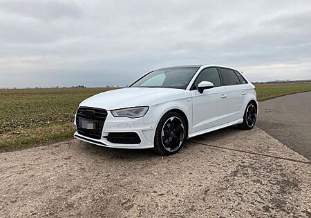 Audi A3 2.0 TDI*Quattro*3xS-Line*Pano*Standheizung