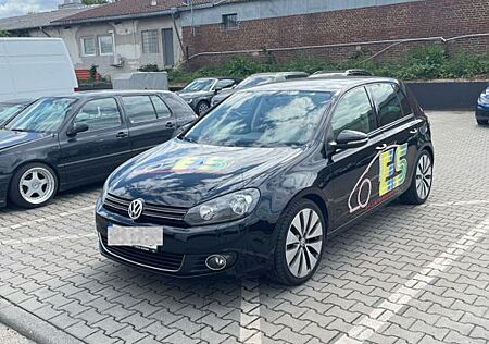 VW Golf Volkswagen 1.4 TSI 90 kW