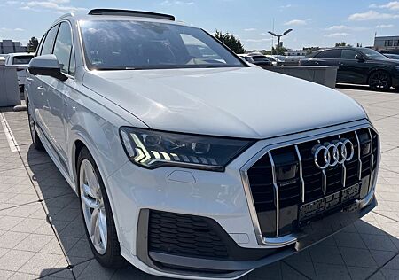 Audi Q7 50 TDI quattro S line Matrix Pano HuD 360°