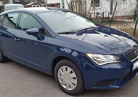 Seat Leon 1.2 TSI 81kW 8fach bereift, AHK, SHZ, LED