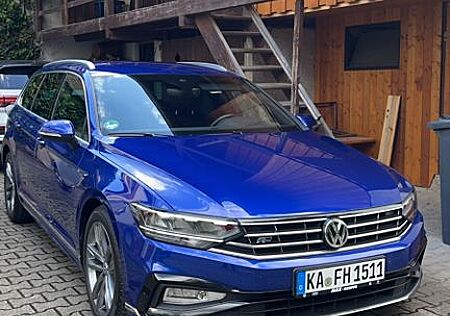VW Passat Variant Volkswagen 2.0 TDI 140KW R-Line