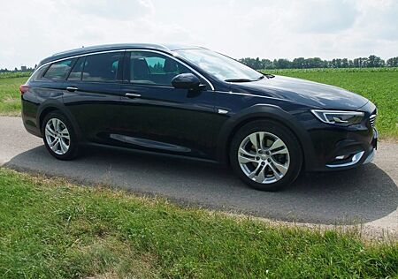 Opel Insignia Country Tourer Insignia CT 2.0 Diesel 4x4 Country Tourer ...