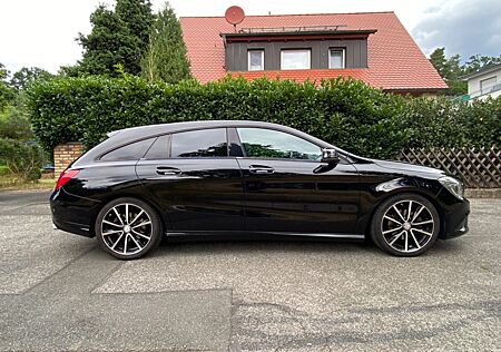 Mercedes-Benz CLA 220 Shooting Brake CLA 220 d DCT Urban S...