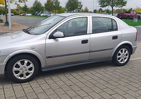 Opel Astra 1.6 Selection Selection