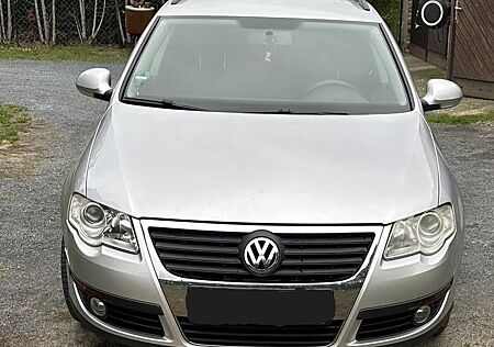 VW Passat Variant gebraucht kaufen VW Passat Variant Volkswagen 2.0 TDI DPF DSG Trendline Var...