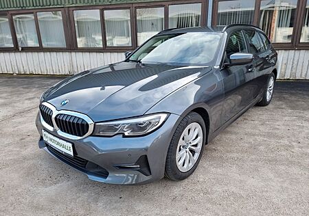 BMW 320d xDrive 1-Hand/TÜV NEU/AHK/Laser/HEAD-UP
