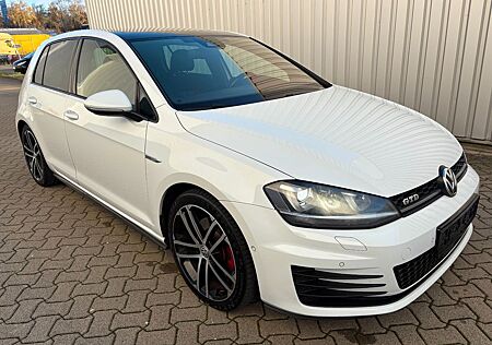 VW Golf Volkswagen 2.0 TDI DSG BMT GTD GTD