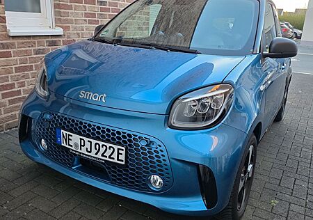 Smart ForFour EQ LED PANO 22KW SHZ ALLWETTER