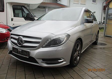 Mercedes-Benz B 200 Sport mit Facelift