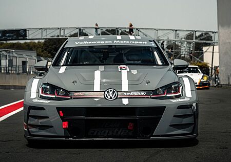 VW Golf Volkswagen GTI TCR SEQ Tracktool Rennwagen Engstler