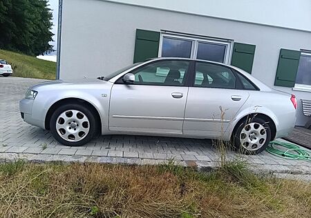 Audi A4 2.0 multitronic -