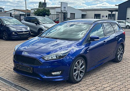 Ford Focus Turnier ST-LINE*LHZ*SHZ*NAVI*PDC*F1*