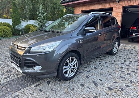 Ford Kuga 4x4 132kW -Kamera-ParkAss-Bi-Xenon-INDYVIDUAL