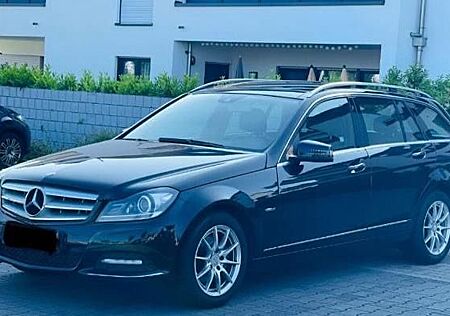 Mercedes-Benz C 200 CDI T BlueEFFICIENCY AVANTGARDE