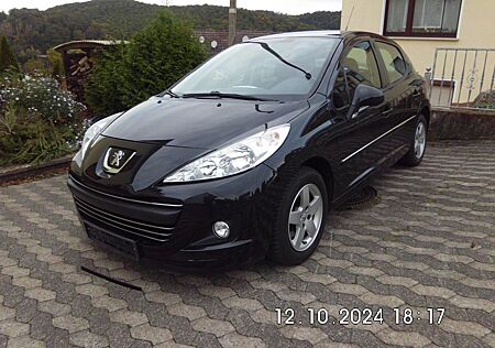 Peugeot 207 1,4 16v 95 VTi , Alu, Klima, Guter Zustand