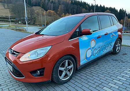 Ford Grand C-Max 2,0TDCi 120kW PowerShift Titaniu...